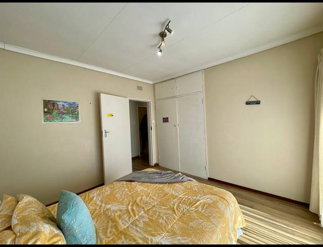 3 BEDROOM HOUSE FOR SALE IN THREE RIVERS EAST
